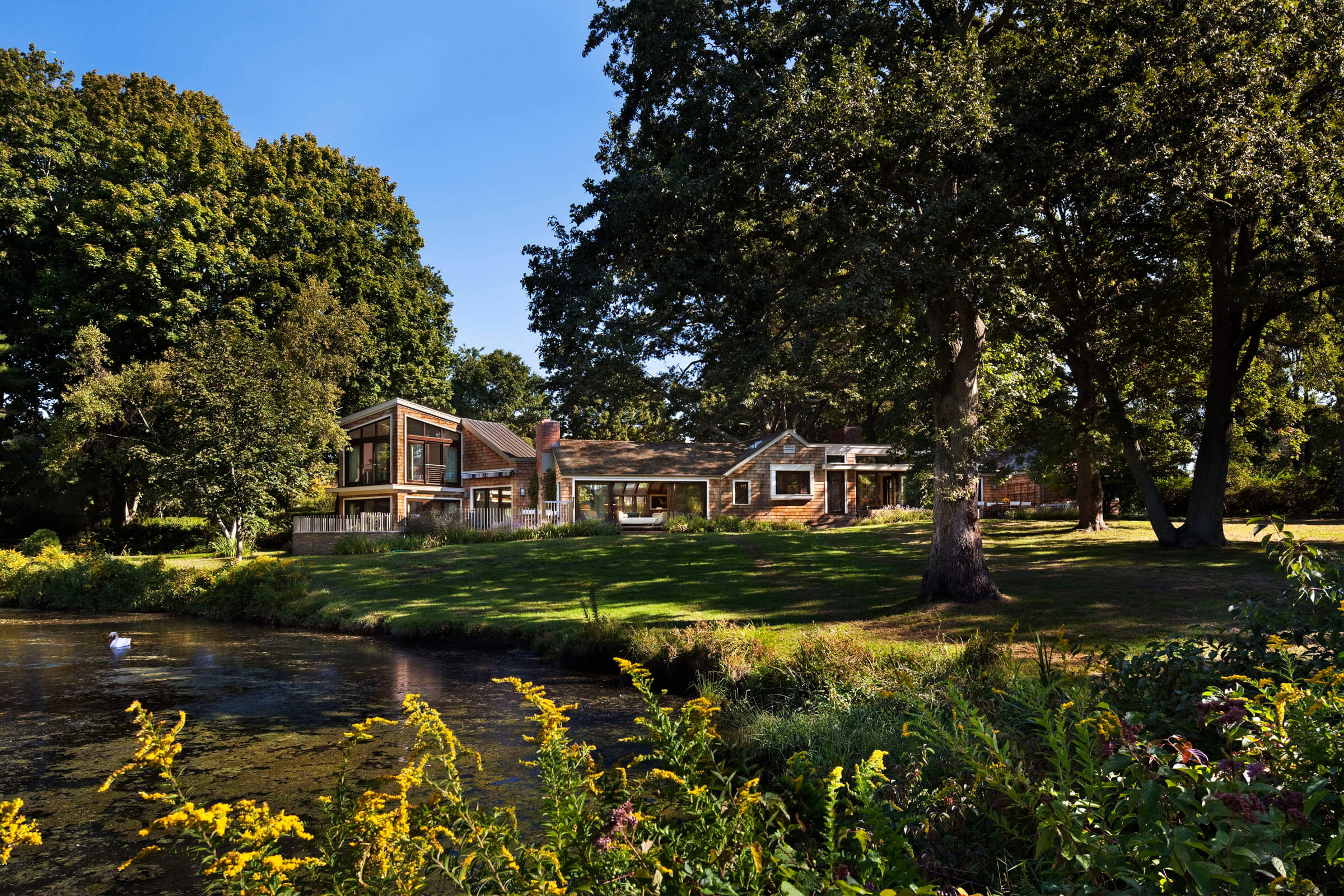 House on Hook Pond image 5